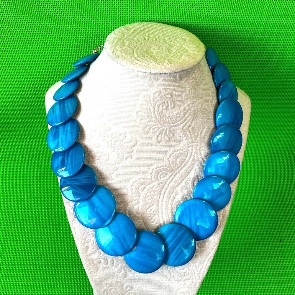 Modern Shell Necklace